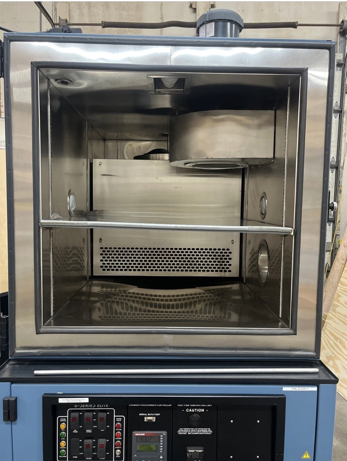 Russells Technical Products Temperature and Humidity Test Chamber GD-16-5-AC-PCU